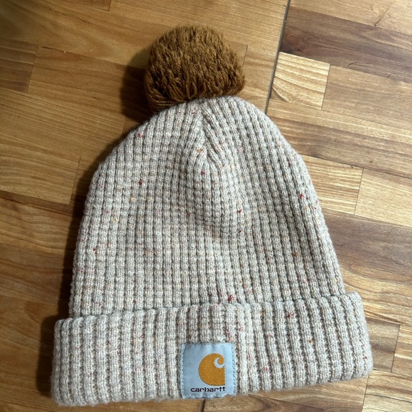 Carhartt Other - Carhartt Pom Pom Beanie